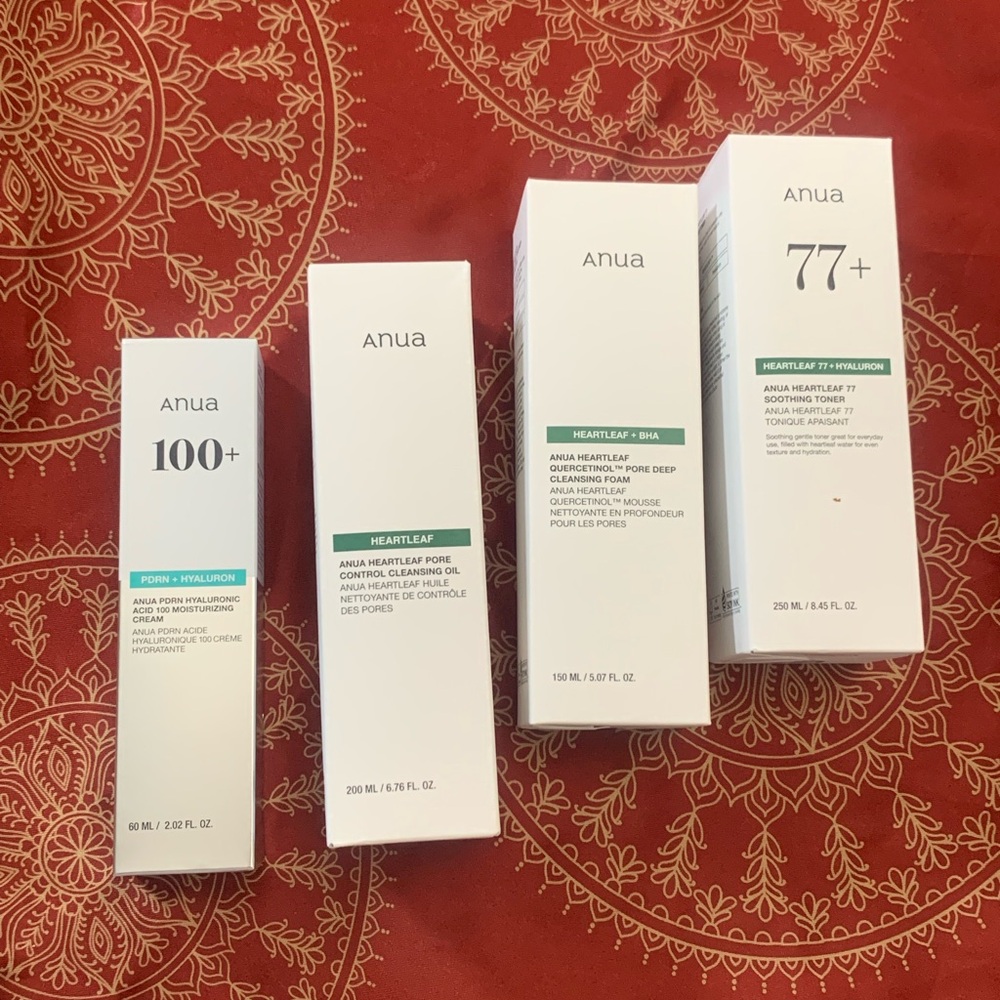 Anua Women’s Skincare Set